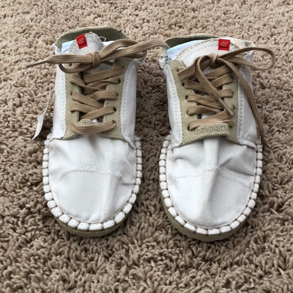 NWT havaianas shoes